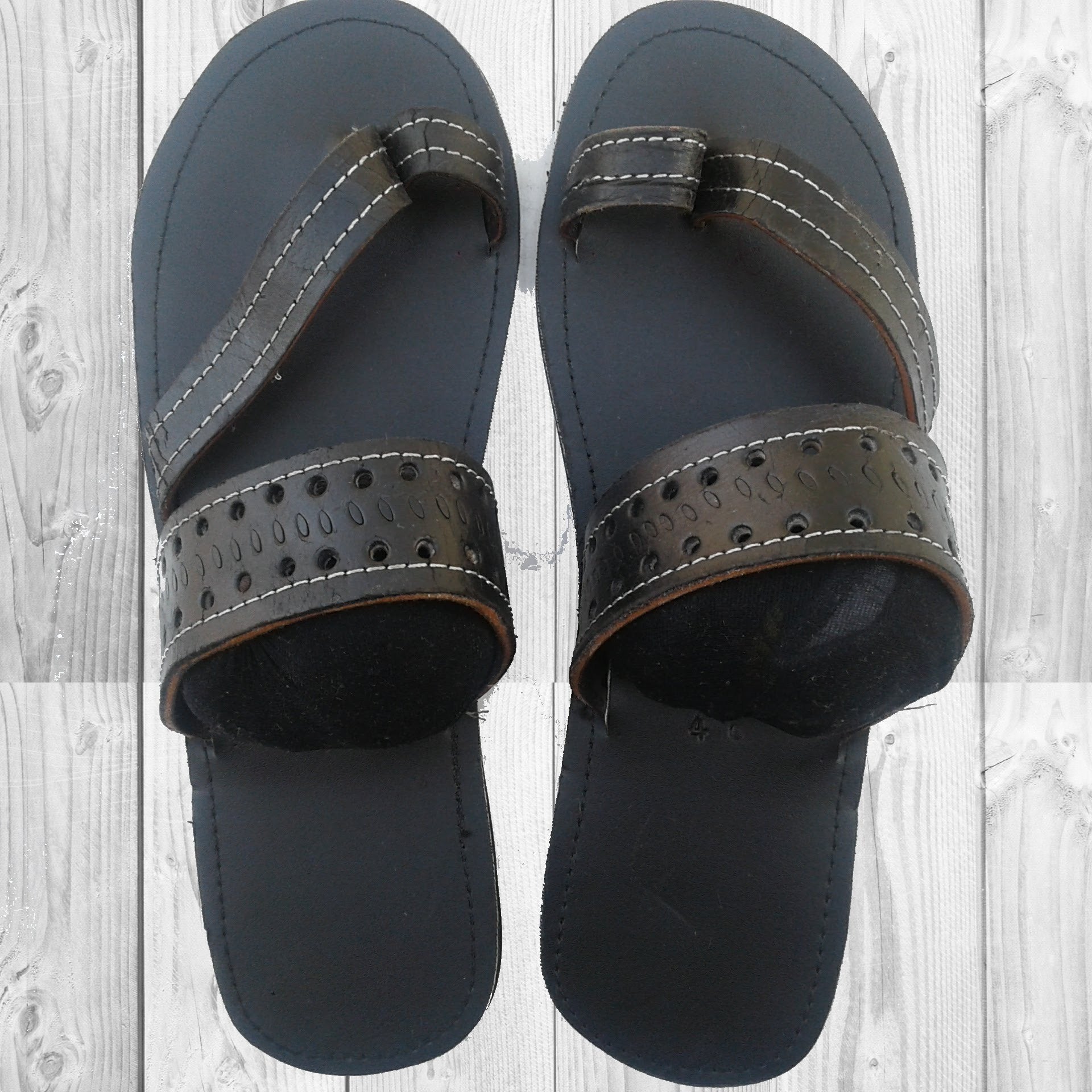 Men's leather sandals