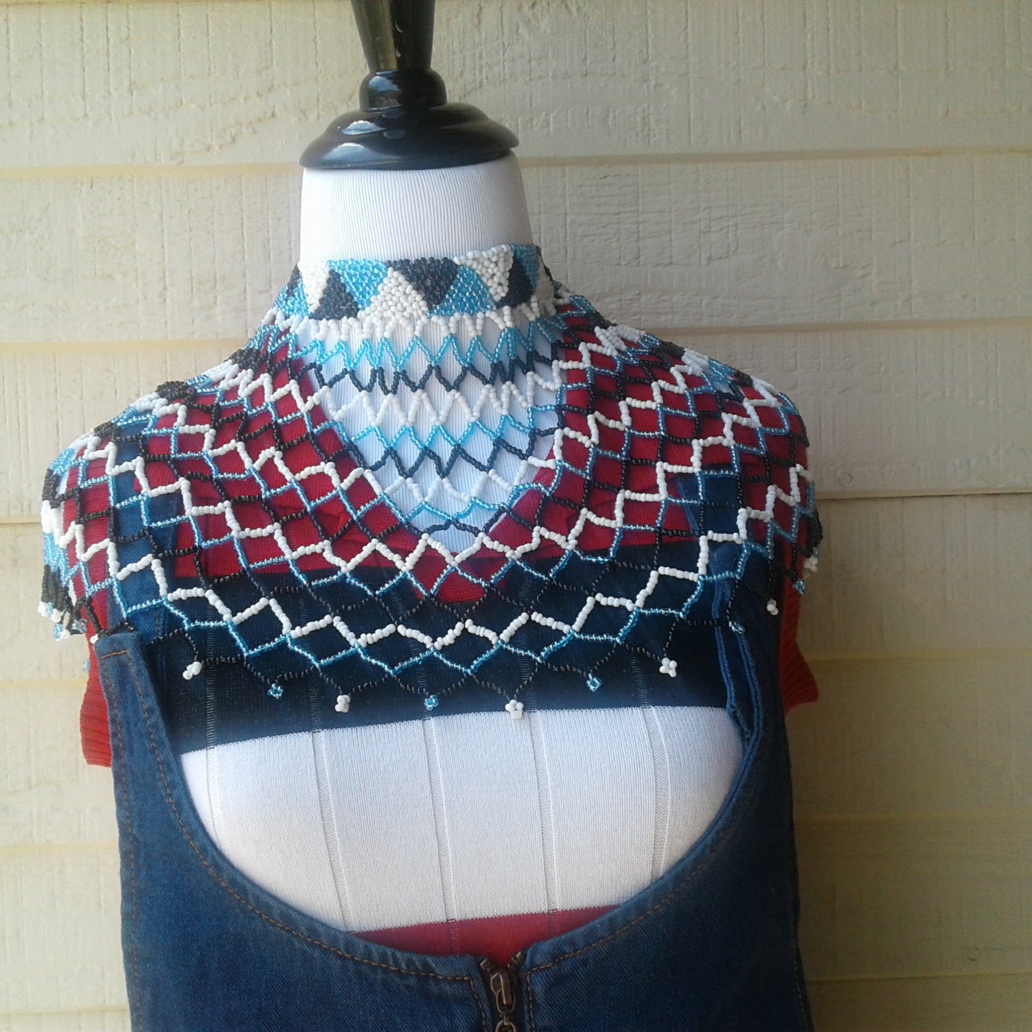 Blue and white Shoulder Necklace